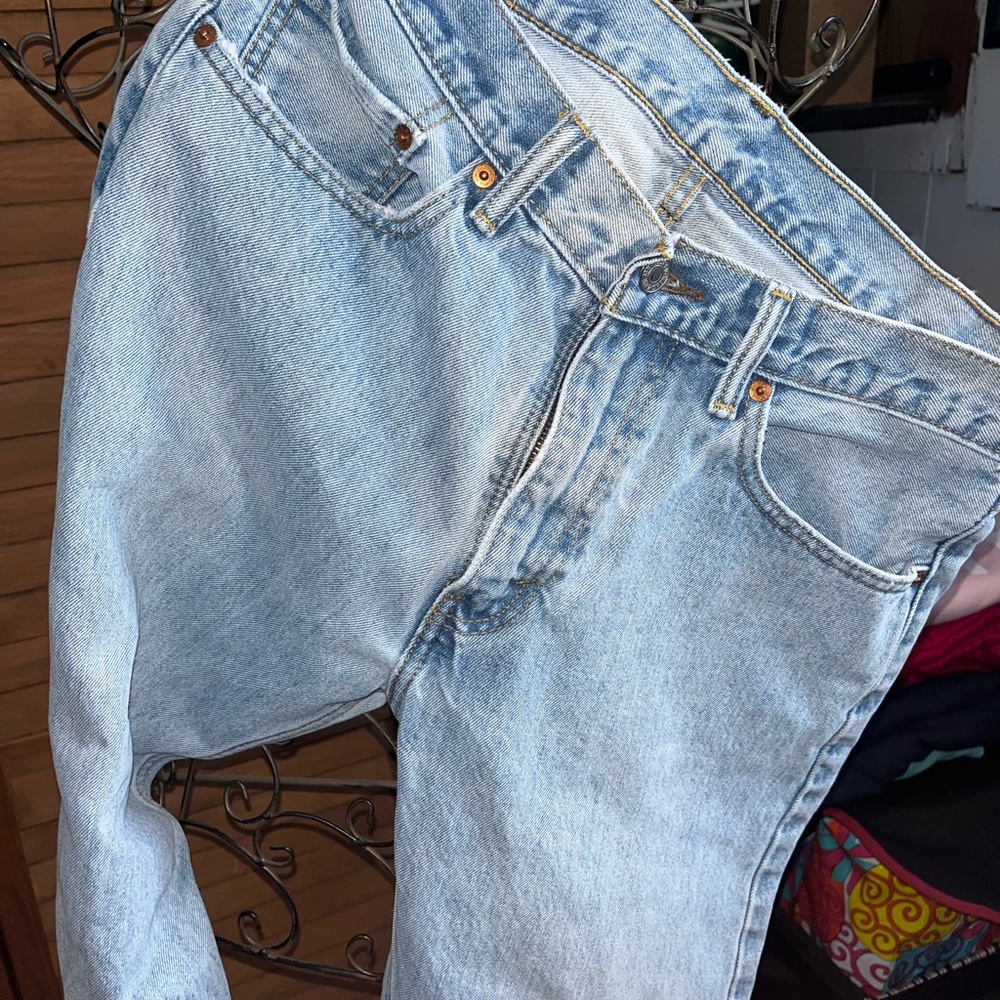 LEVI’s Light Blue Denim Jeans